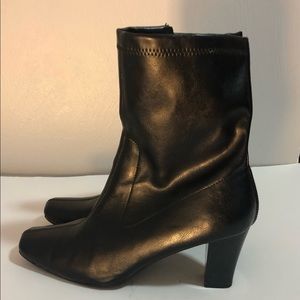 Geneva women shoes-Size 9